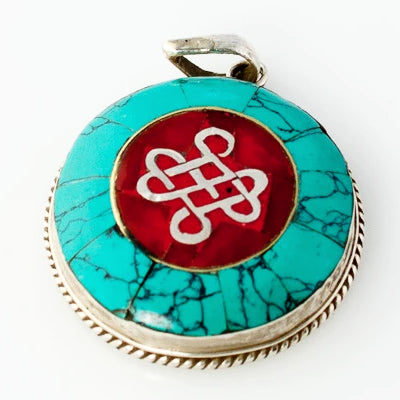 Thai Silver - Turquoise Pendant with Celtic Knot Inlay - Perfectly Reasonable Tours - Craft de Ville