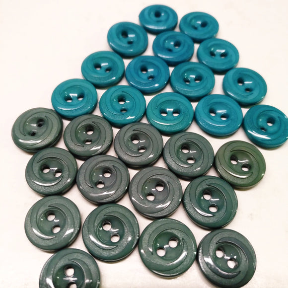 2-Holed Plastic Button - 1/2 Buttons