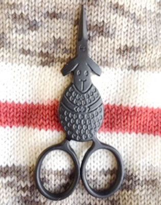 Sheep Scissors - Kelmscott Designs - Craft de Ville