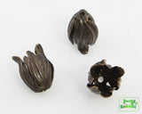 Flourish Petal Bead Cap - Natural Brass - 22x14mm - Vintaj - Craft de Ville
