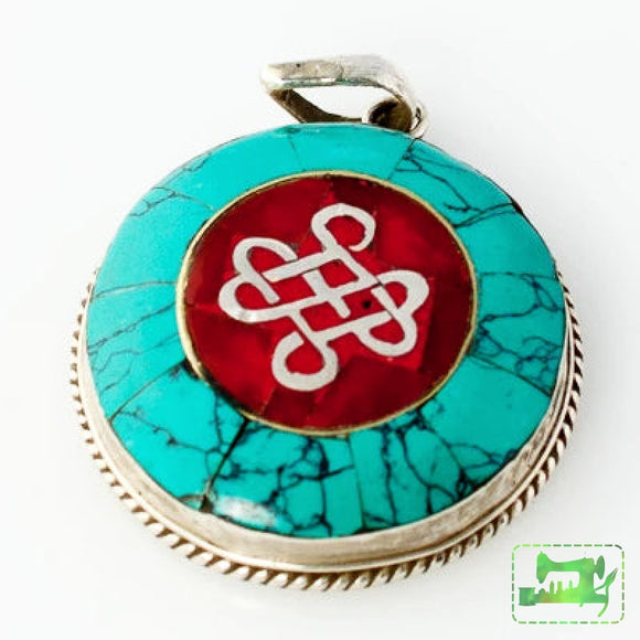 Thai Silver - Turquoise Pendant with Celtic Knot Inlay - Perfectly Reasonable Tours - Craft de Ville