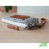 Yarrow Wristlet + Pouch - Noodlehead Bag Pattern